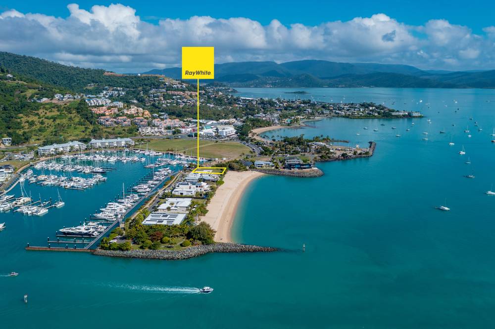 15 The Beacons, AIRLIE BEACH, QLD 4802