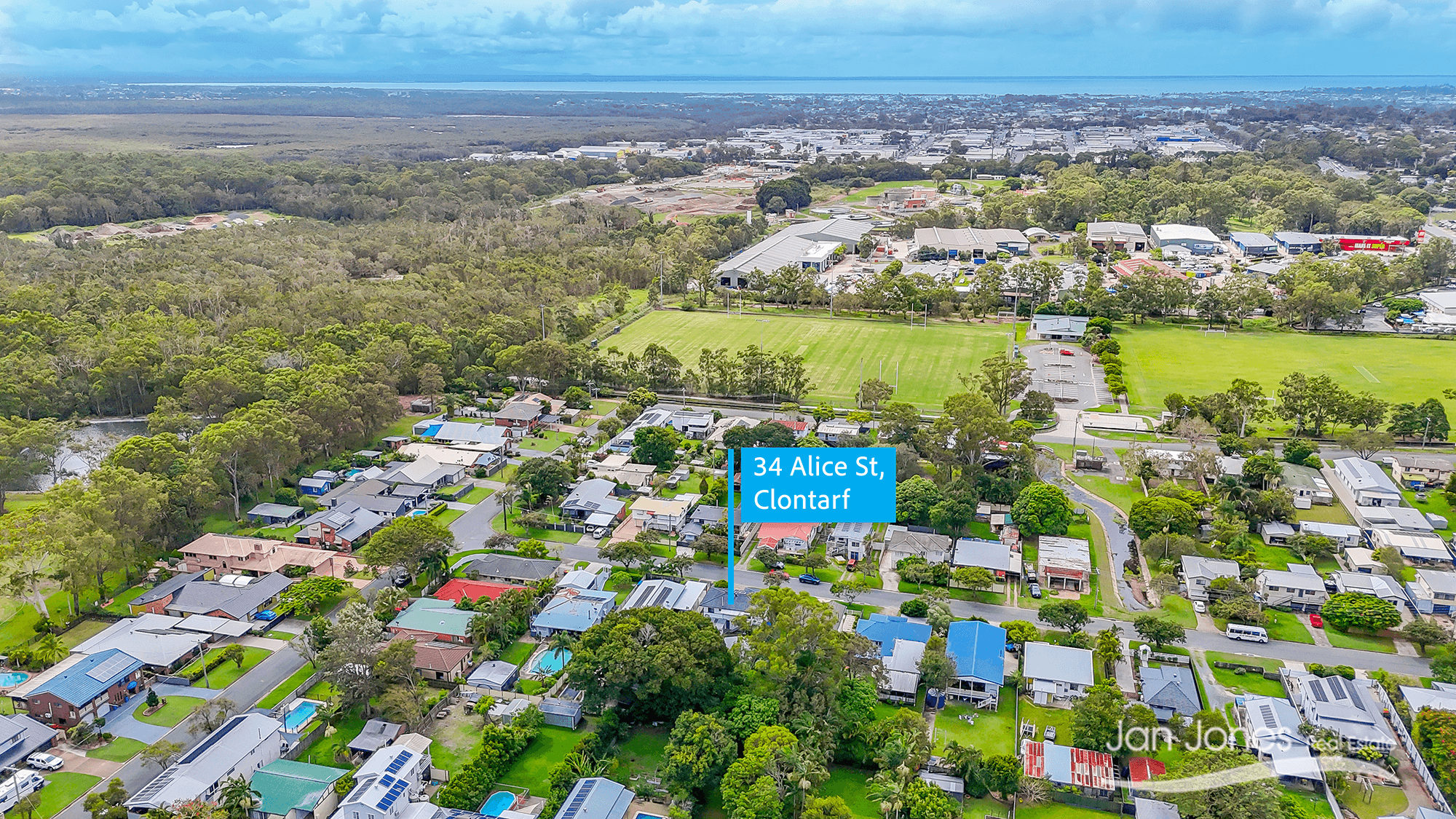 34 Alice St, Clontarf, QLD 4019
