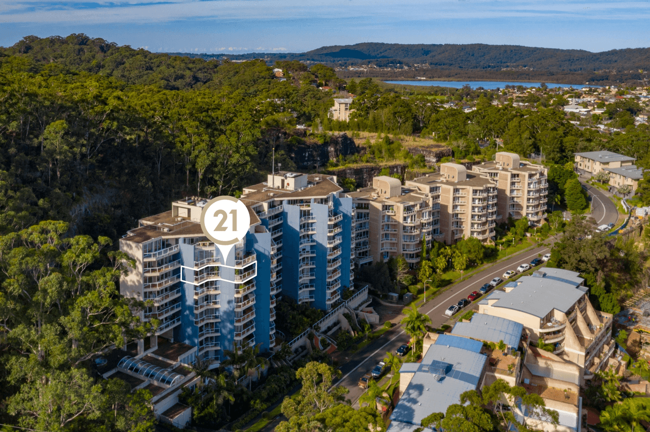 807/97 John Whiteway Drive, Gosford, NSW 2250