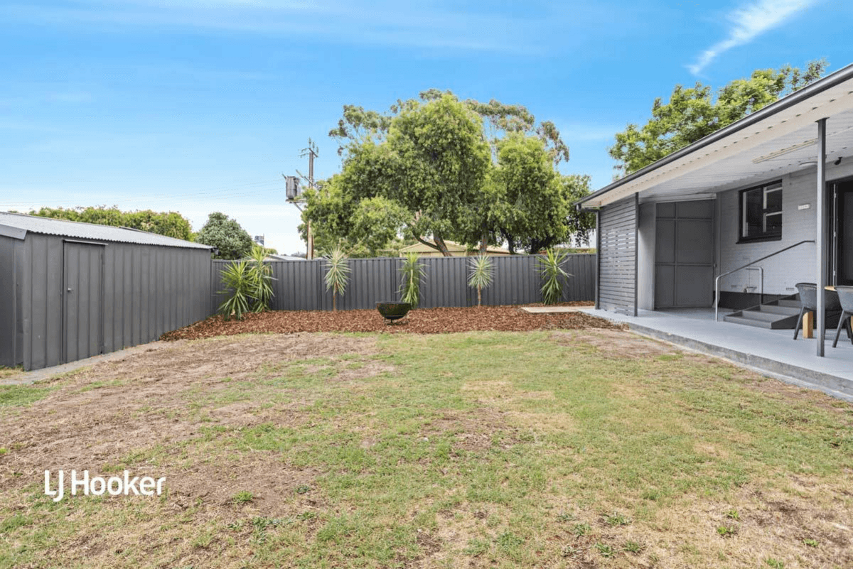 14 Wyndham Crescent, SURREY DOWNS, SA 5126