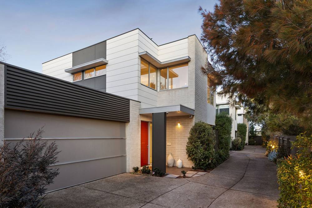 2/15 Marine Avenue, Mornington, VIC 3931