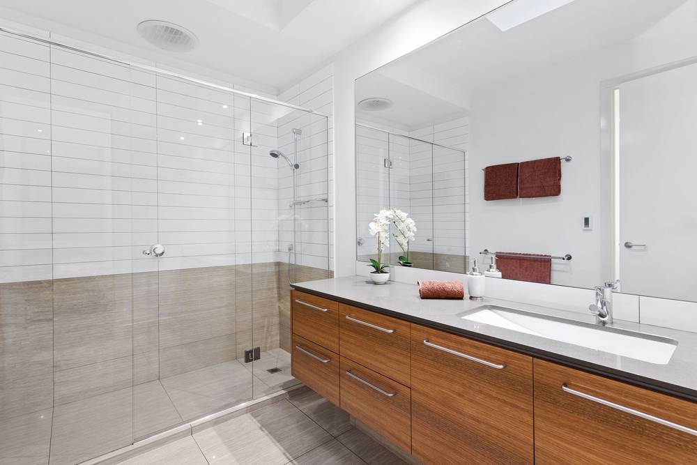 2/15 Marine Avenue, Mornington, VIC 3931