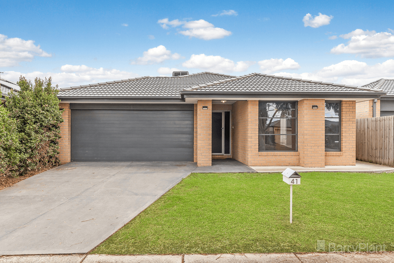 41 Maidenhair Drive, WALLAN, VIC 3756