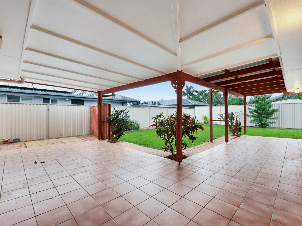 16 Agave Street, ELANORA, QLD 4221