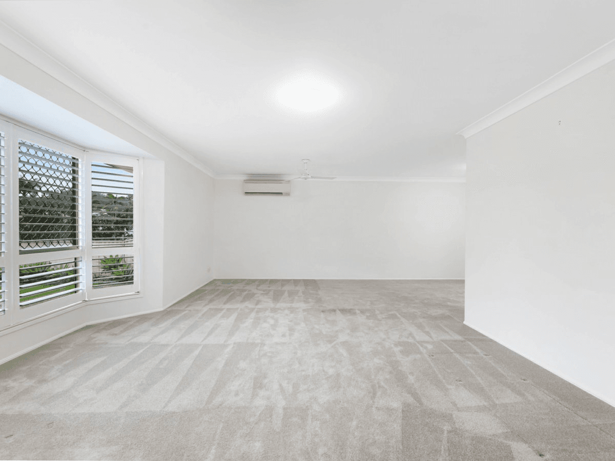 16 Agave Street, ELANORA, QLD 4221