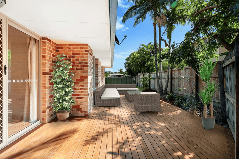 16/272 Oxley Drive, Coombabah, QLD 4216