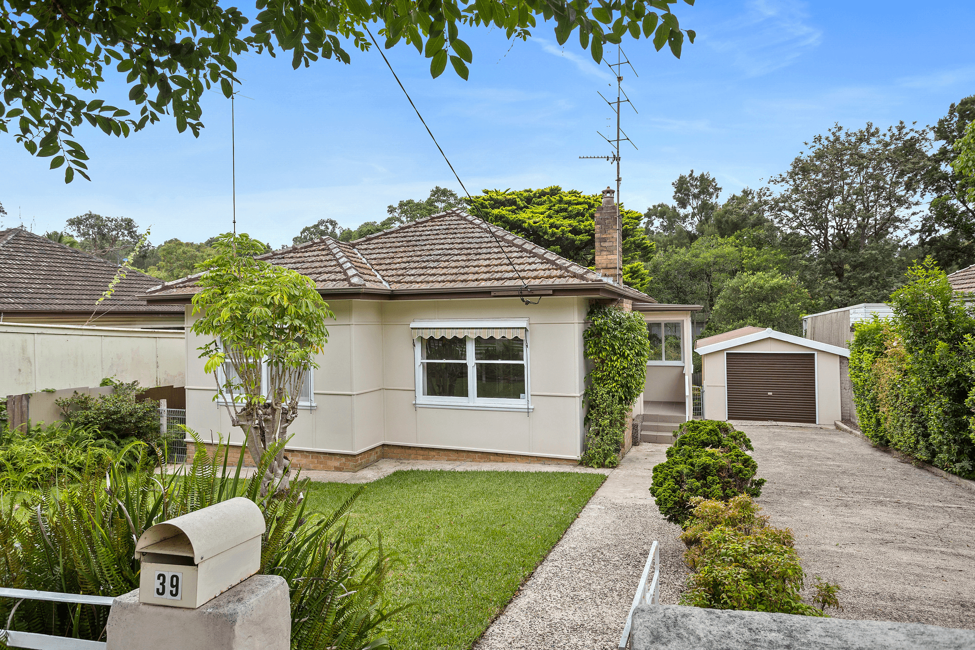 39 Abercrombie Street, West Wollongong, NSW 2500