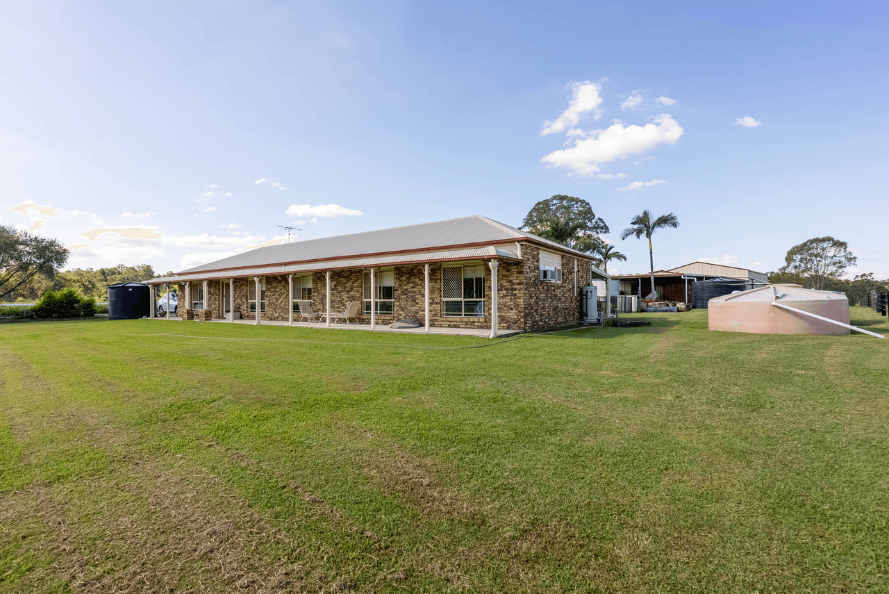 239 Poplar Street, WALLOON, QLD 4306