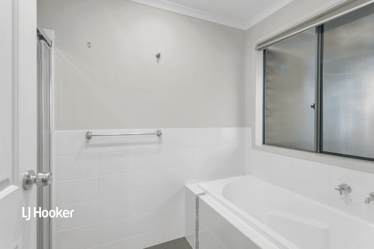 20 The Boulevard, PARAFIELD GARDENS, SA 5107