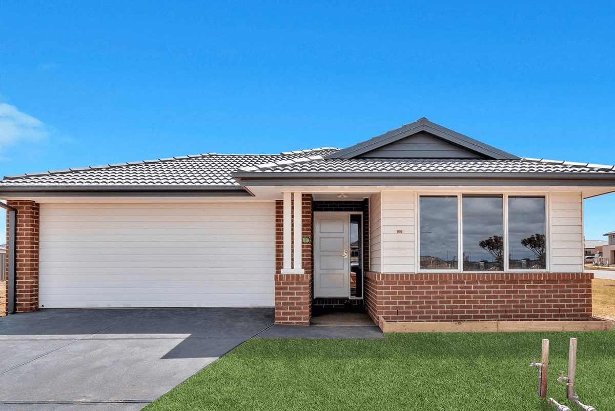 39 Bellerive Crescent, STRATHTULLOH, VIC 3338