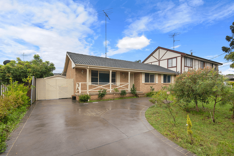 36 Greenway Drive, South Penrith, NSW 2750