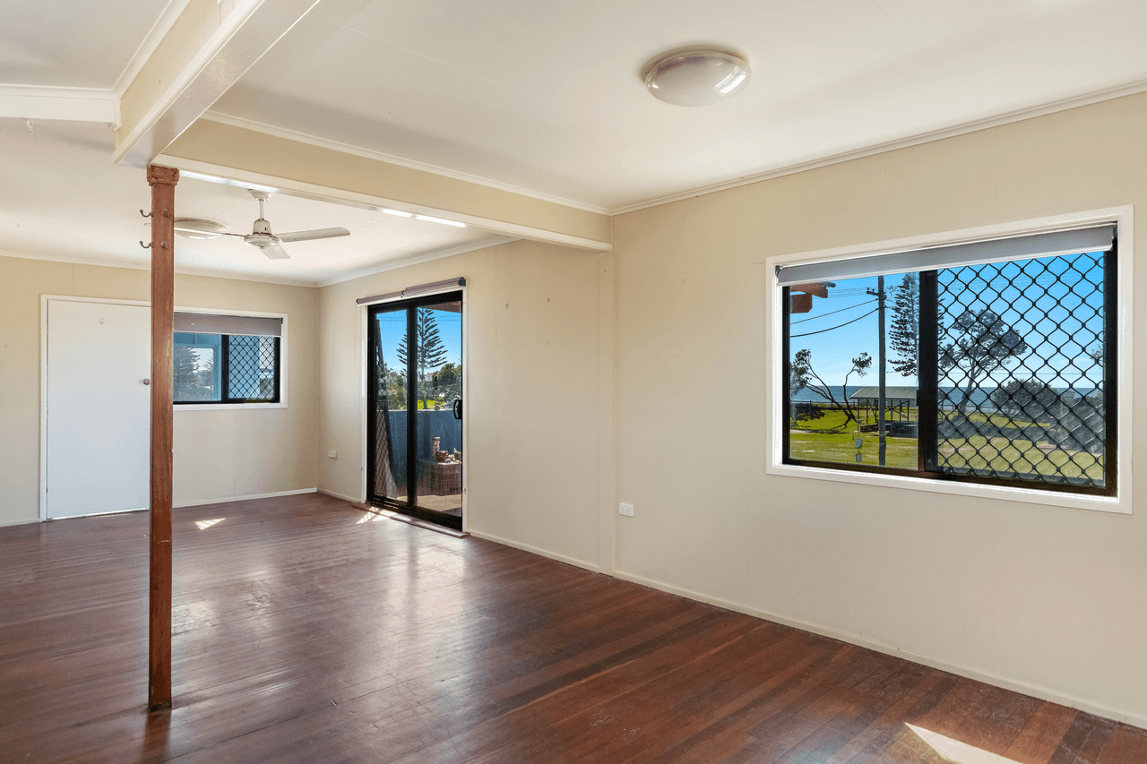 92 Ocean Road, BROOMS HEAD, NSW 2463