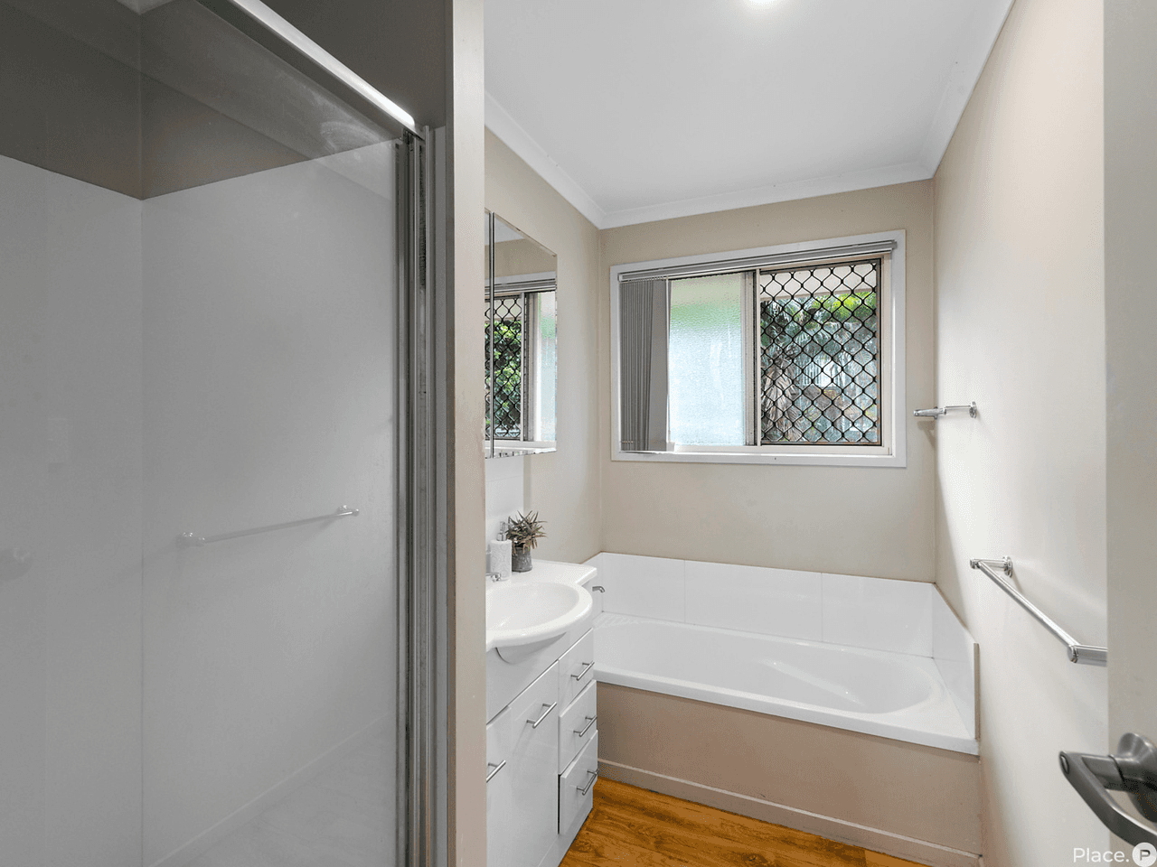 8 Hagley Street, Tingalpa, QLD 4173