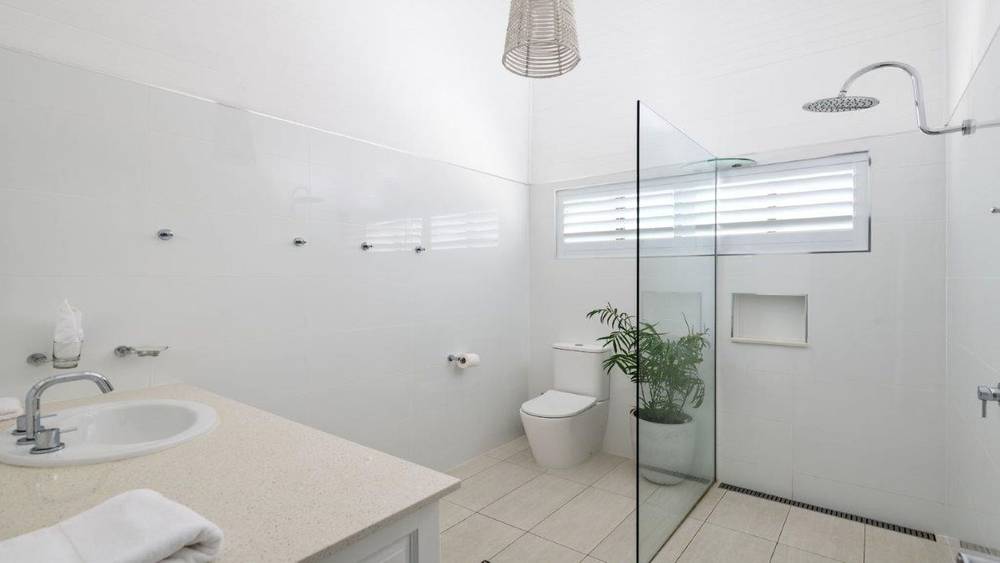 28 KURANA STREET, RAINBOW BEACH, QLD 4581