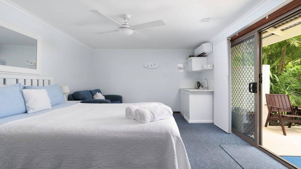 28 KURANA STREET, RAINBOW BEACH, QLD 4581