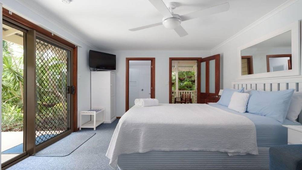 28 KURANA STREET, RAINBOW BEACH, QLD 4581