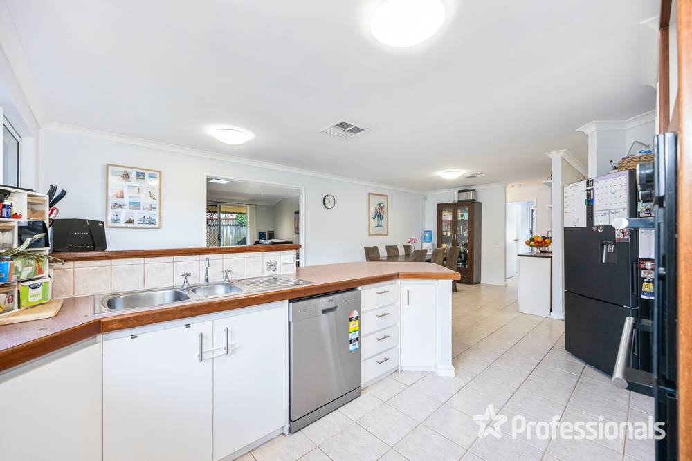 14 Tanami Circle, ELLENBROOK, WA 6069