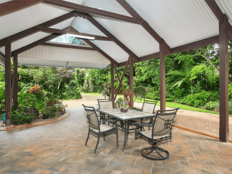 27 Edward Street, Atherton, QLD 4883