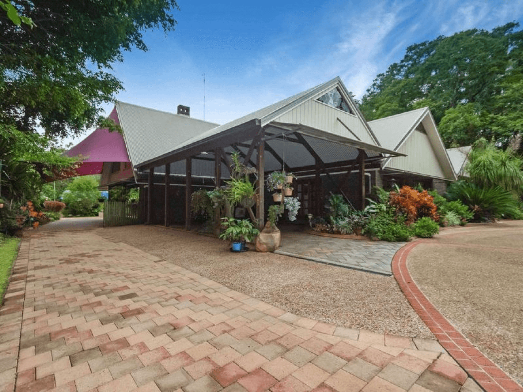 27 Edward Street, Atherton, QLD 4883