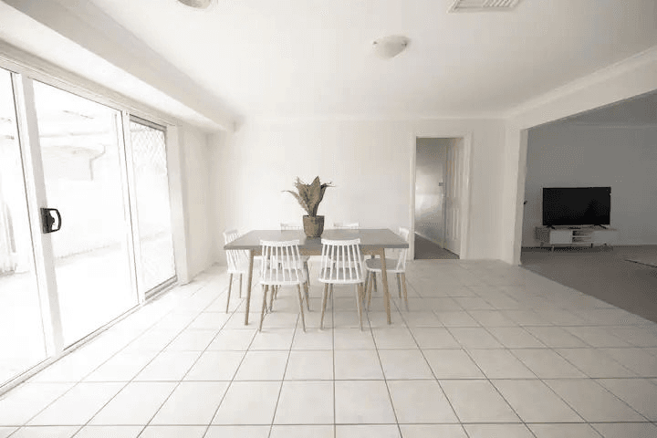 UNIT 4/32 MASON STREET, EAST WAGGA WAGGA, NSW 2650