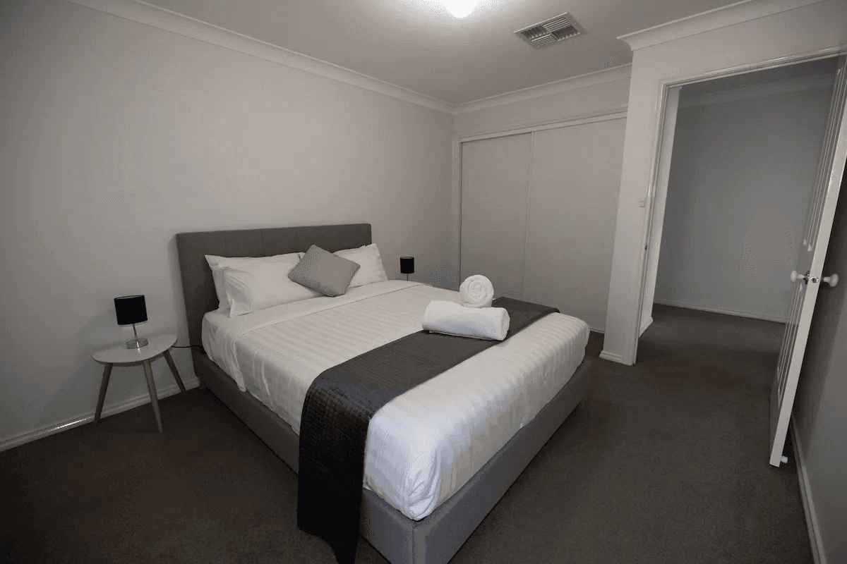 UNIT 4/32 MASON STREET, EAST WAGGA WAGGA, NSW 2650