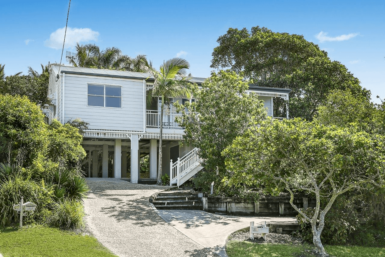 49 Orealla Crescent, SUNRISE BEACH, QLD 4567