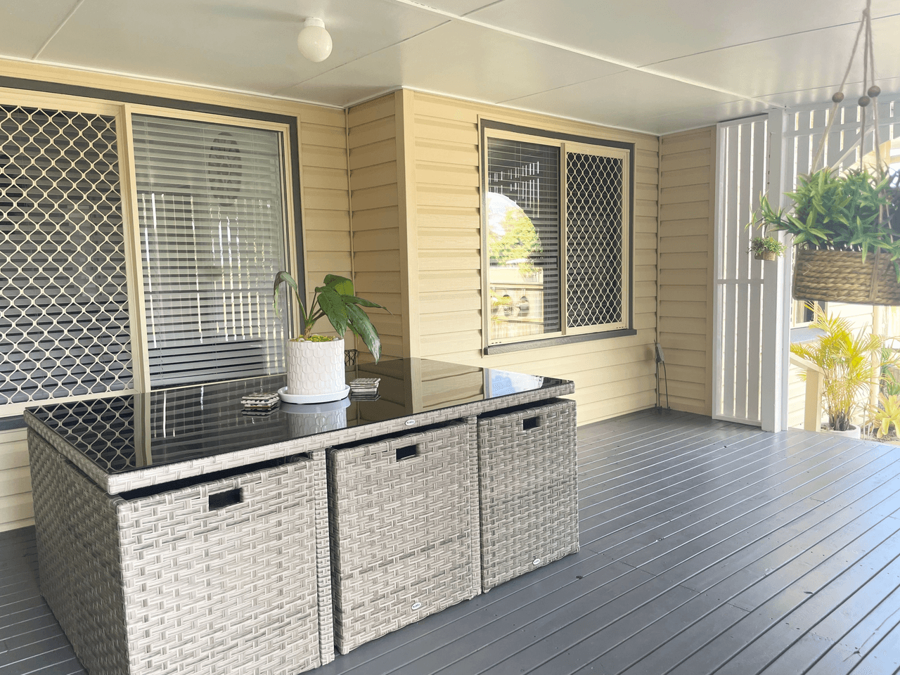 24 Beaconsfield Rd, BEACONSFIELD, QLD 4740