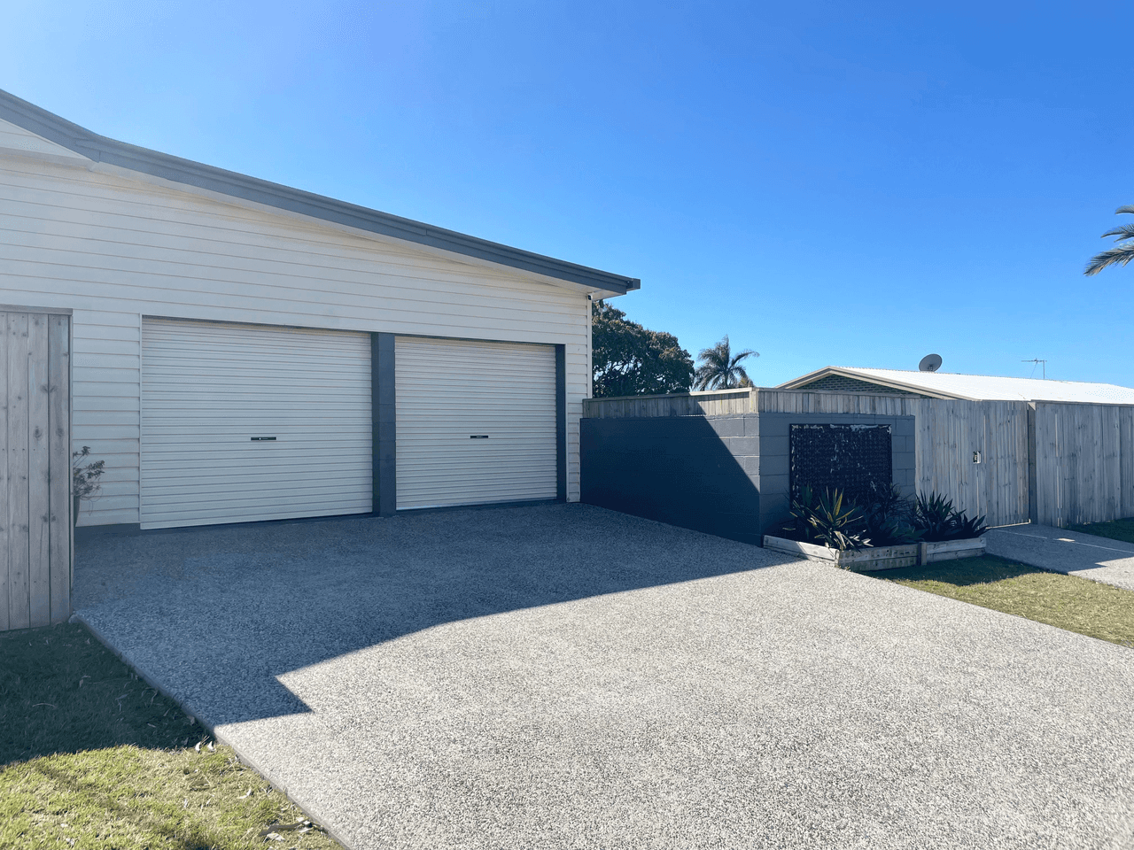 24 Beaconsfield Rd, BEACONSFIELD, QLD 4740