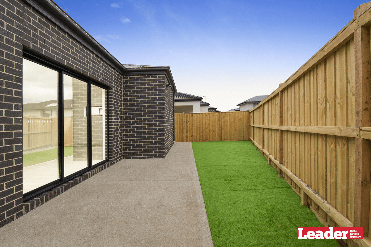 17 Ballanrong Road, Bonnie Brook, VIC 3335