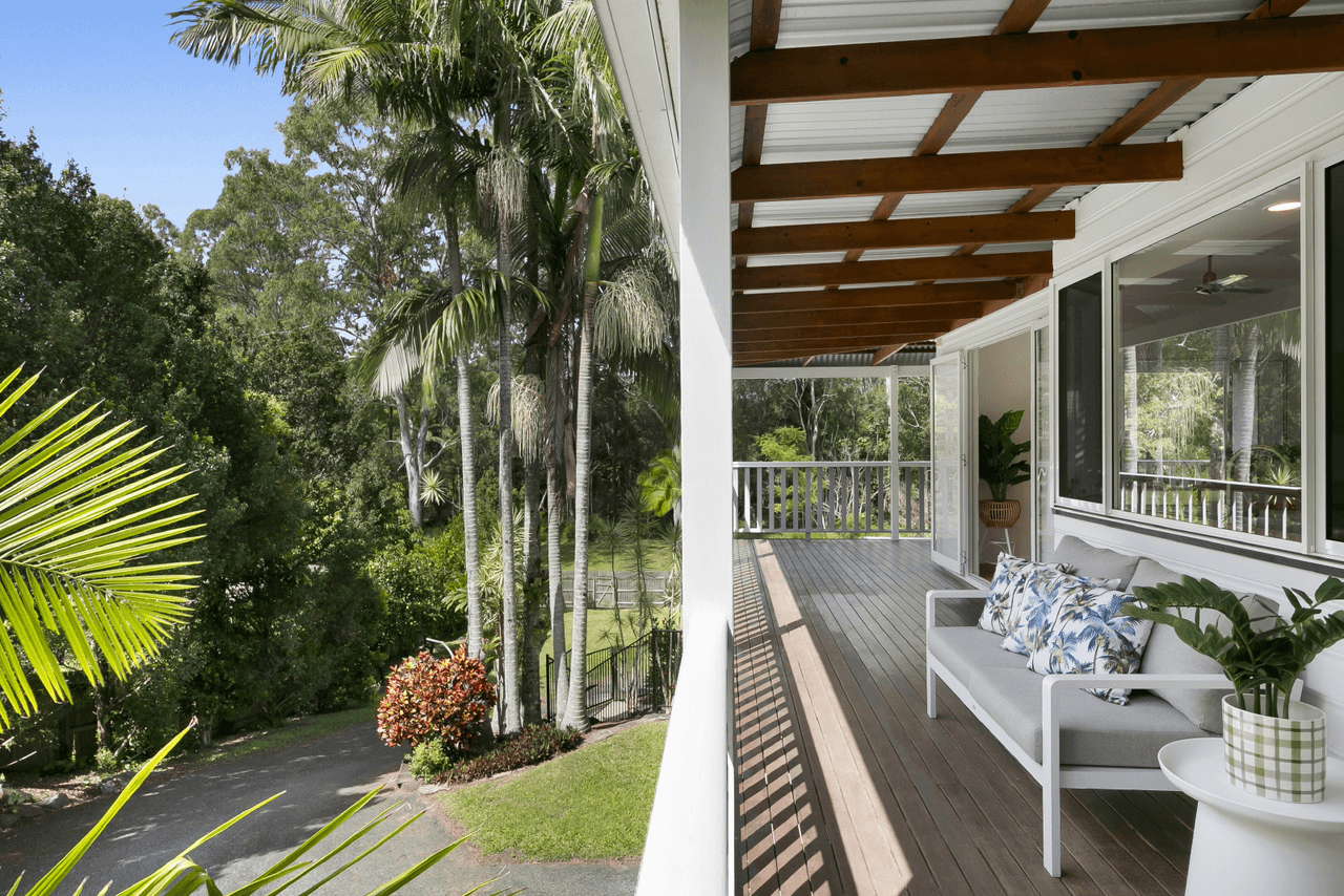 35 Merloo Drive, NERANG, QLD 4211