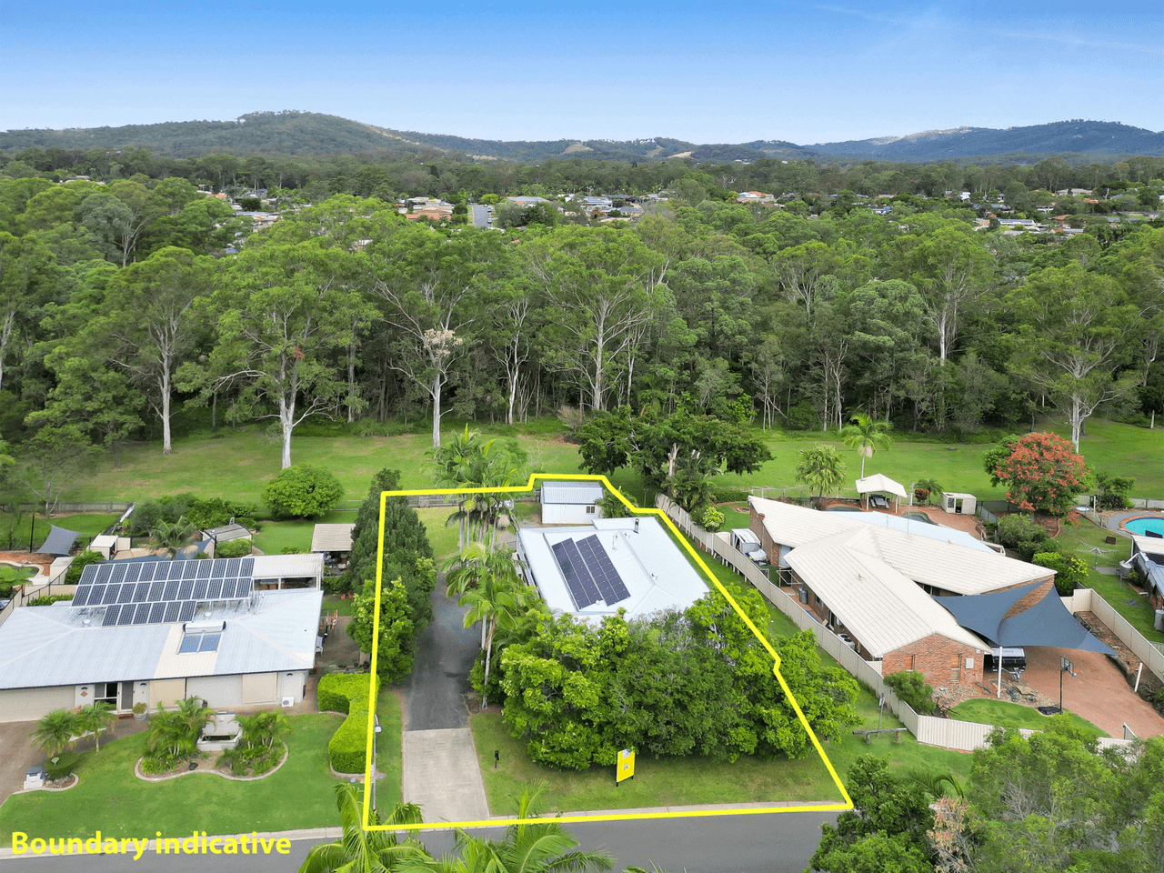 35 Merloo Drive, NERANG, QLD 4211