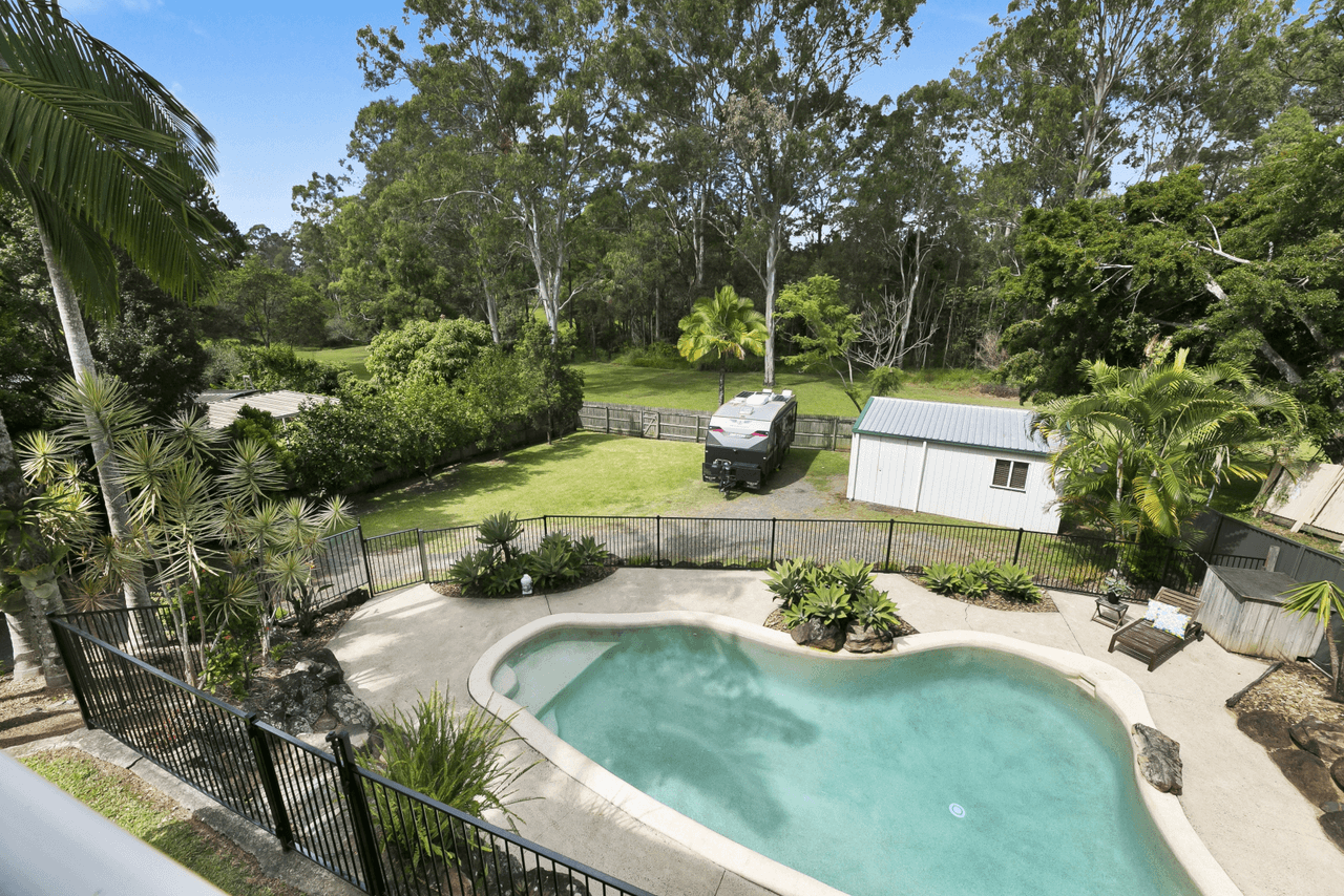 35 Merloo Drive, NERANG, QLD 4211