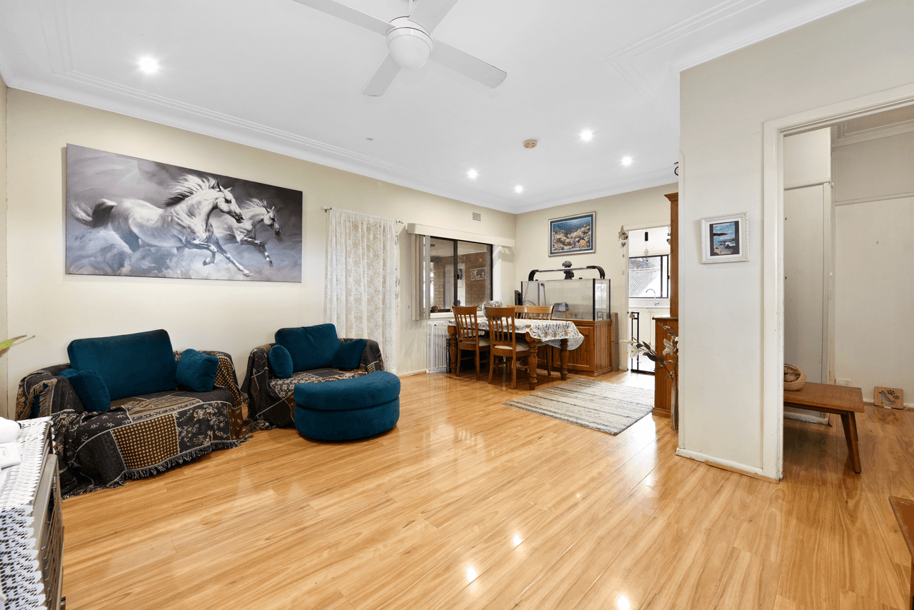 12 Francine Street, SEVEN HILLS, NSW 2147