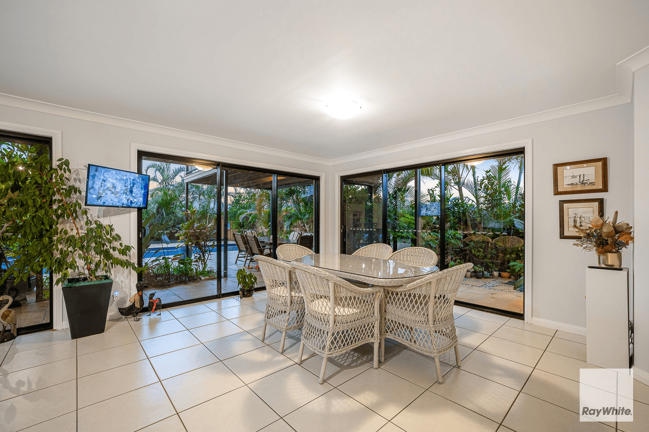 15 Wilohurst Drive, REDLAND BAY, QLD 4165