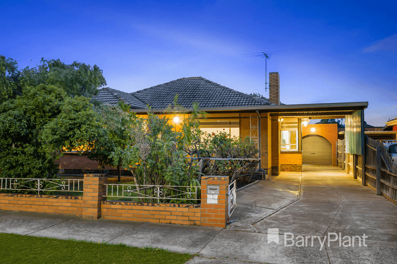 66 Stradbroke Drive, St Albans, VIC 3021