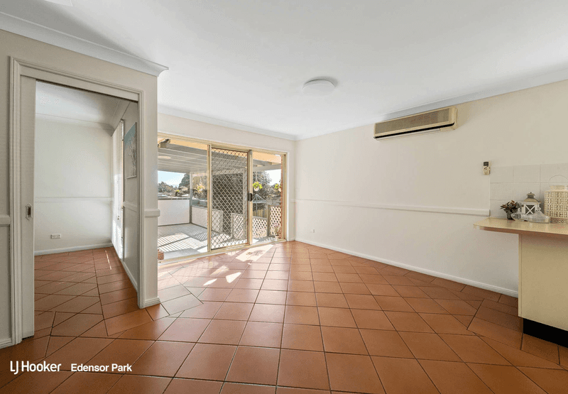 14 Welling Drive, NARELLAN VALE, NSW 2567