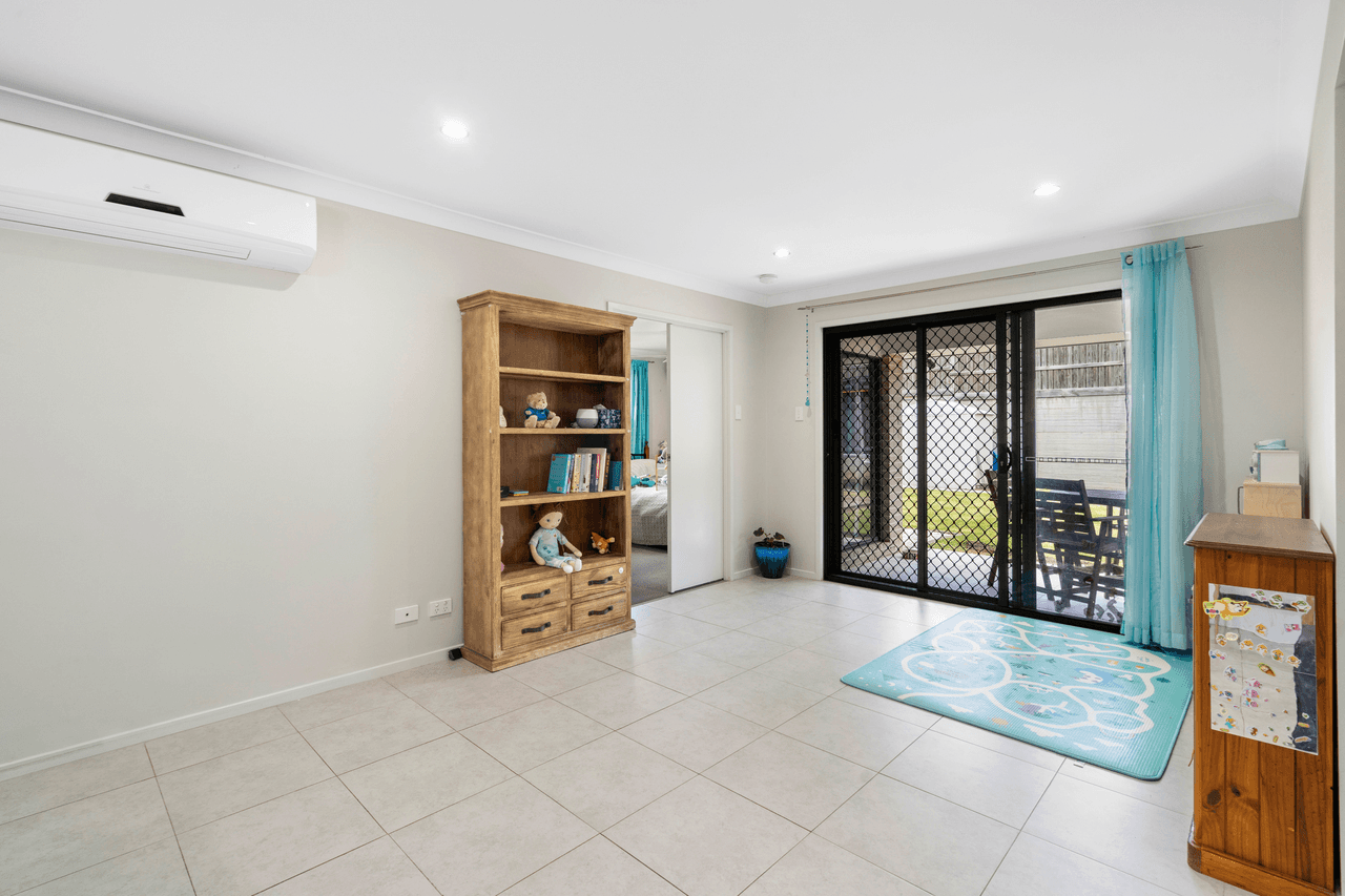 19 St Helen Crescent, WARNER, QLD 4500