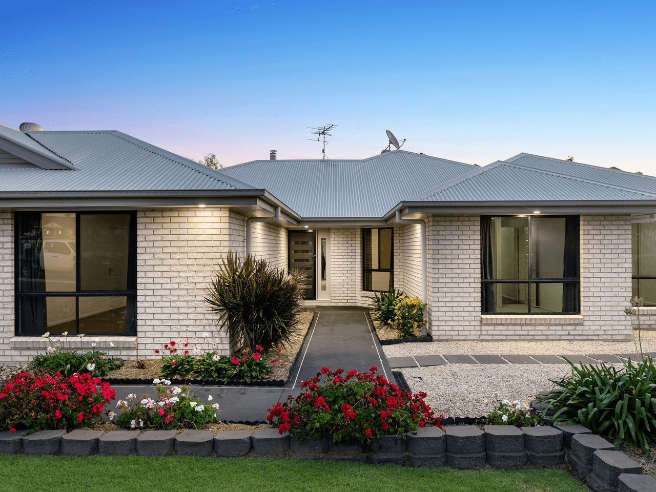 13 Claydon Place, ROSEWOOD, QLD 4340