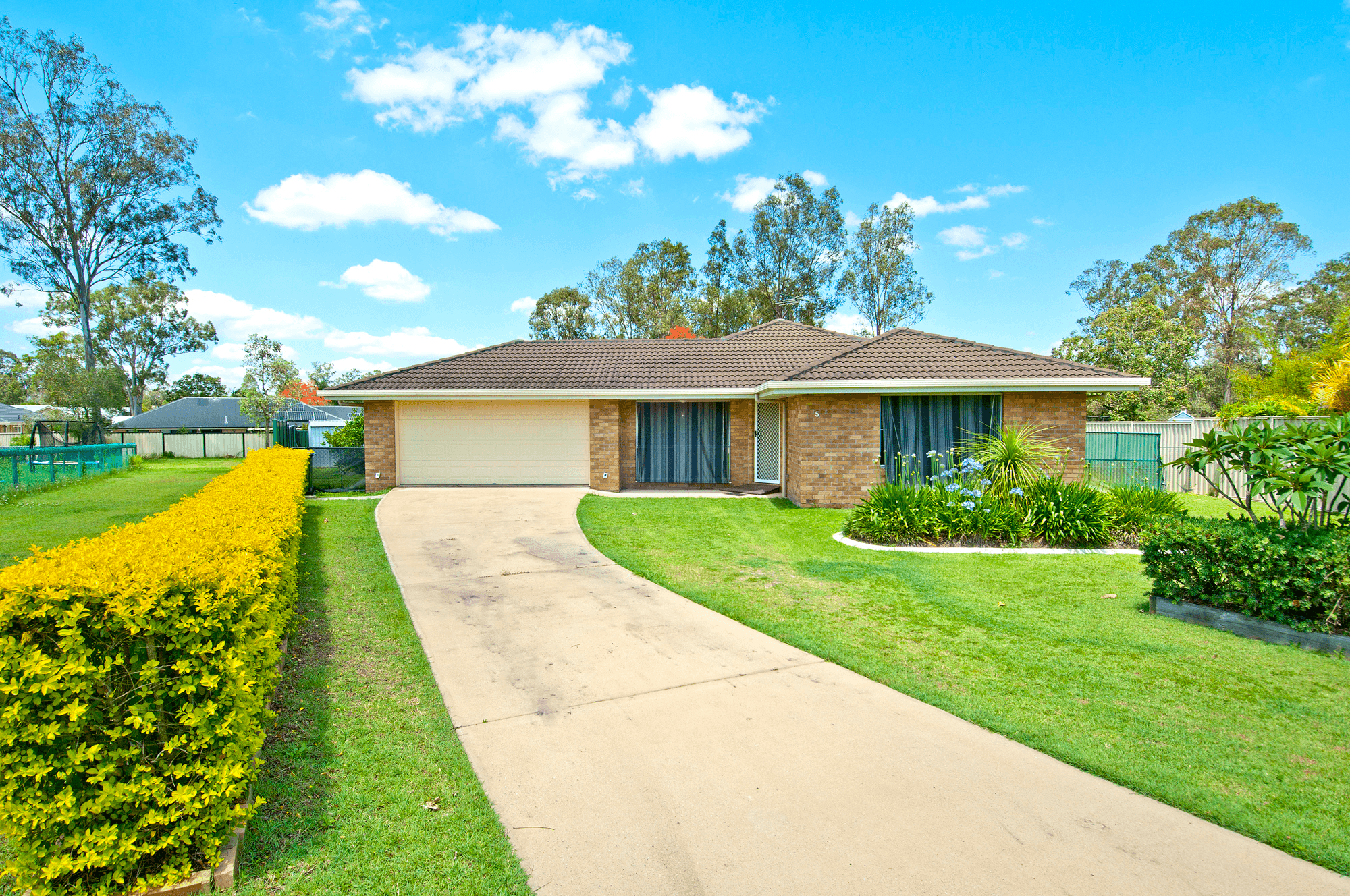 5 Pale Oak Court, JIMBOOMBA, QLD 4280