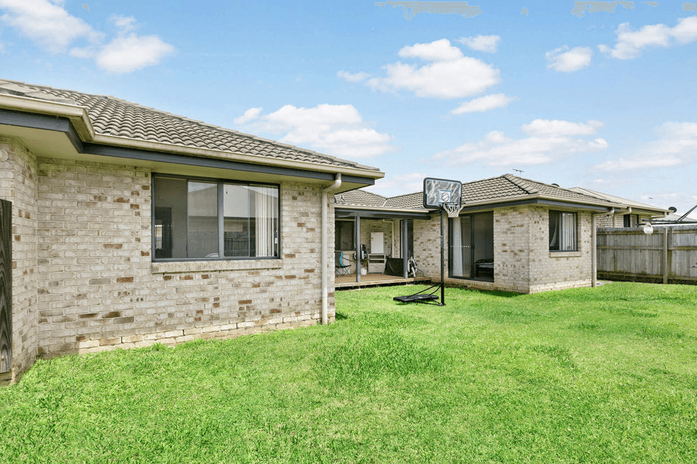 2/2-4 Riles Court, CABOOLTURE, QLD 4510