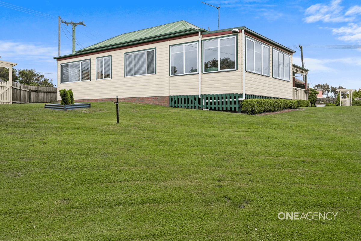 19 Poke Street, Smithton, TAS 7330