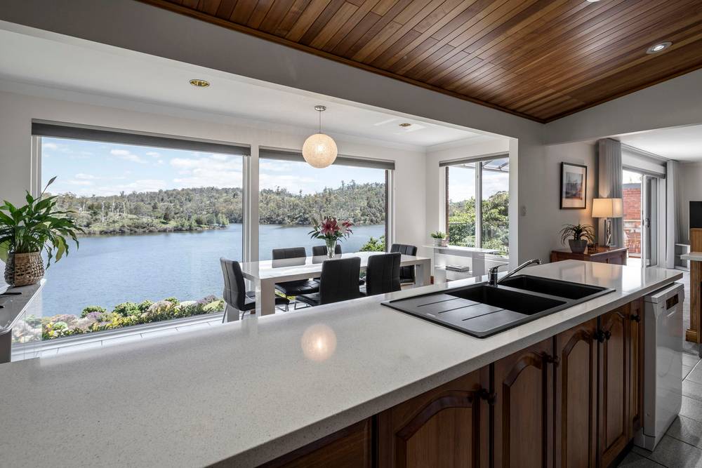 27 Bayview Drive, Blackstone Heights, TAS 7250