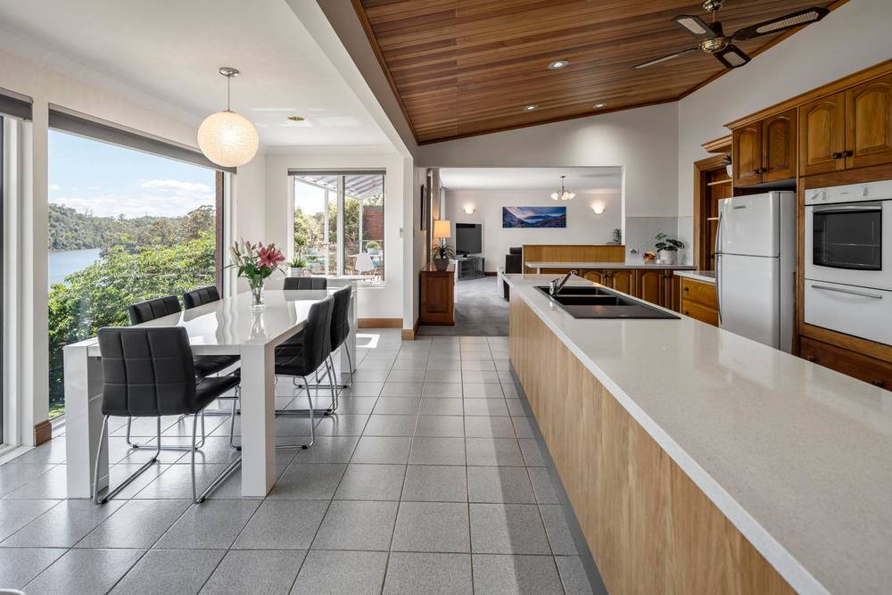 27 Bayview Drive, Blackstone Heights, TAS 7250