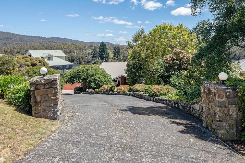 27 Bayview Drive, Blackstone Heights, TAS 7250