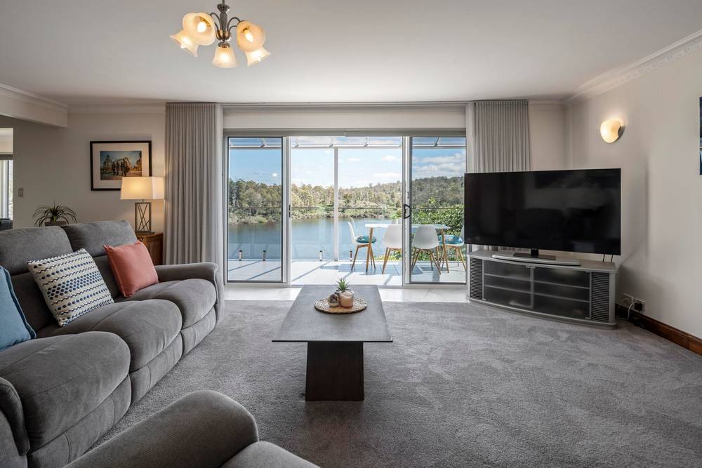 27 Bayview Drive, Blackstone Heights, TAS 7250