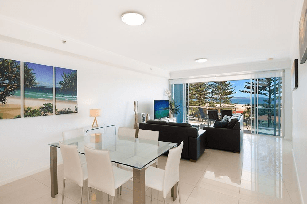 304/110 Marine Parade, COOLANGATTA, QLD 4225