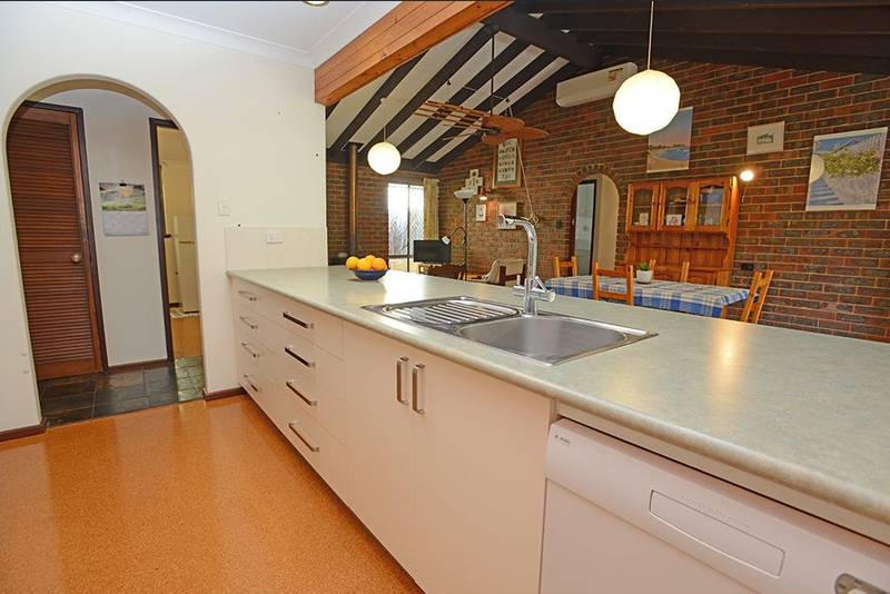 7 Moore Gardens, KARDINYA, WA 6163