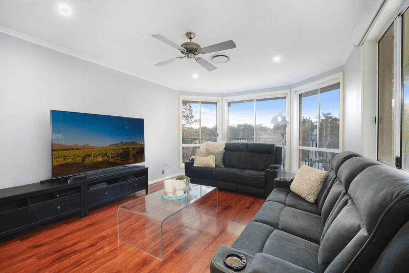 4 Mount Place, GREEN POINT, NSW 2251
