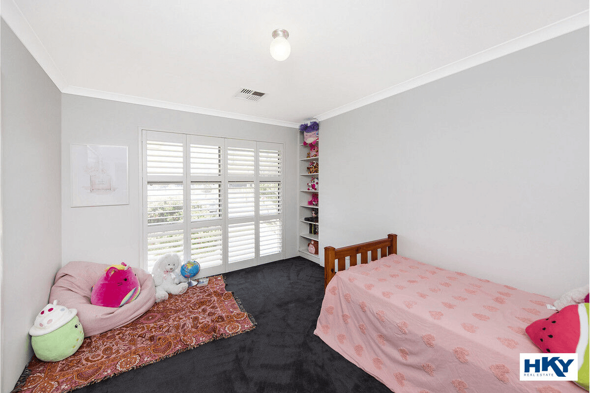 27 Shoreham Turn, Mindarie, WA 6030