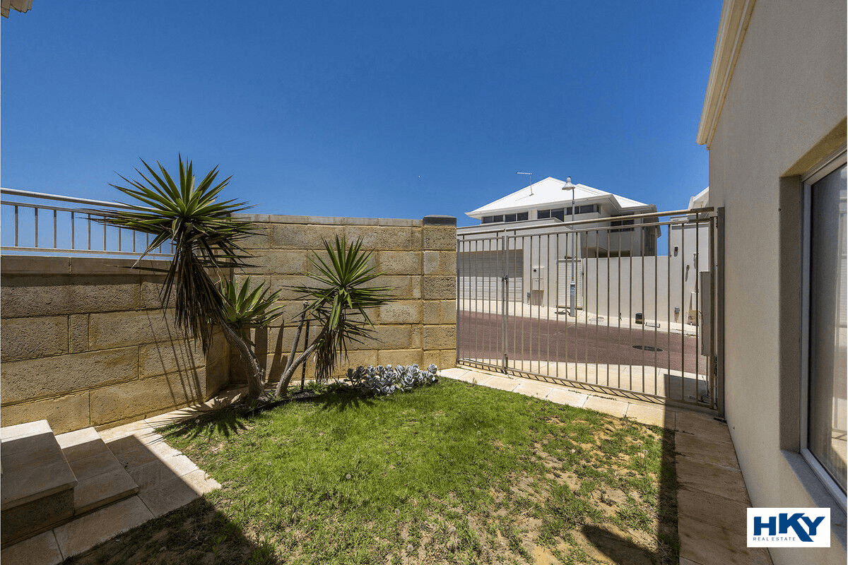 27 Shoreham Turn, Mindarie, WA 6030